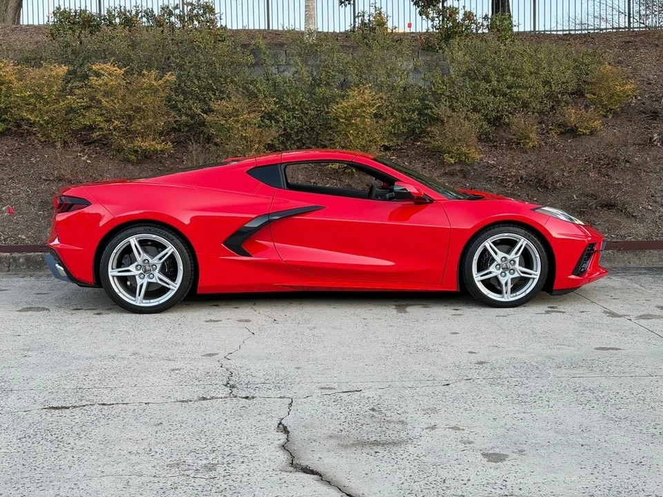 2021 Chevrolet Corvette C8 - Image 3 of 21
