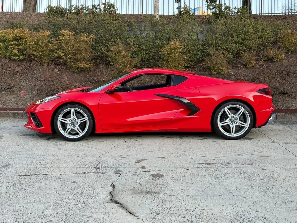 2021 Chevrolet Corvette C8 - Image 9 of 21