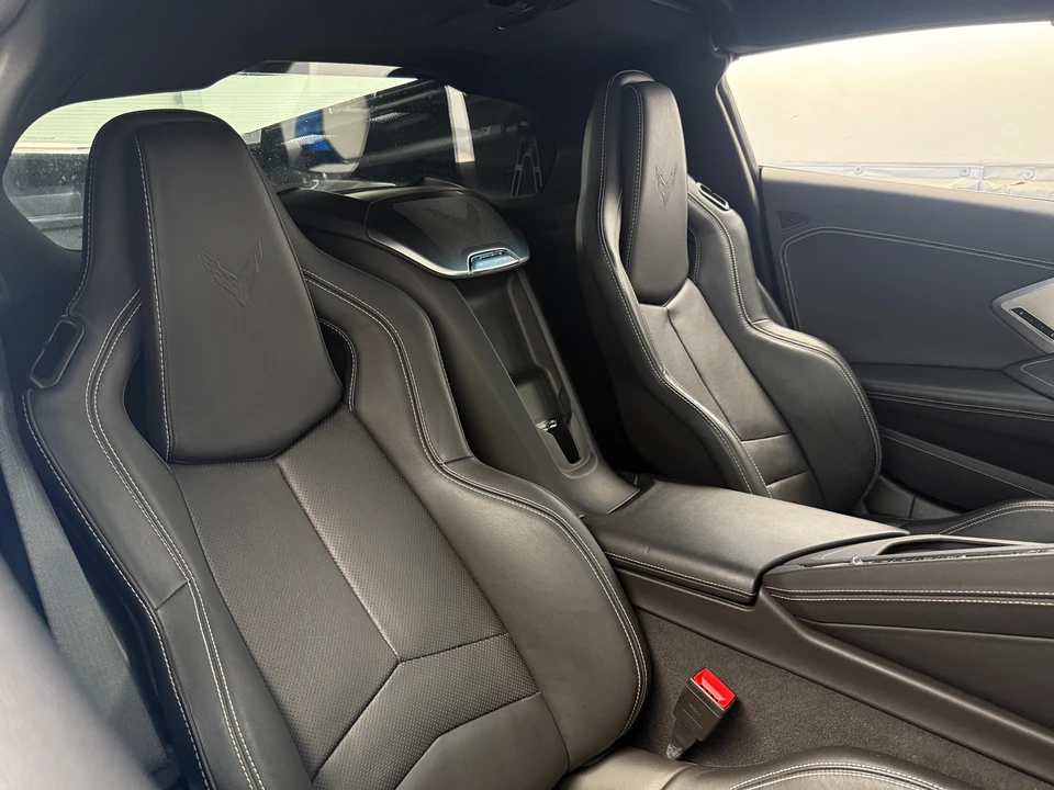 2021 Chevrolet Corvette C8 - Image 4 of 31