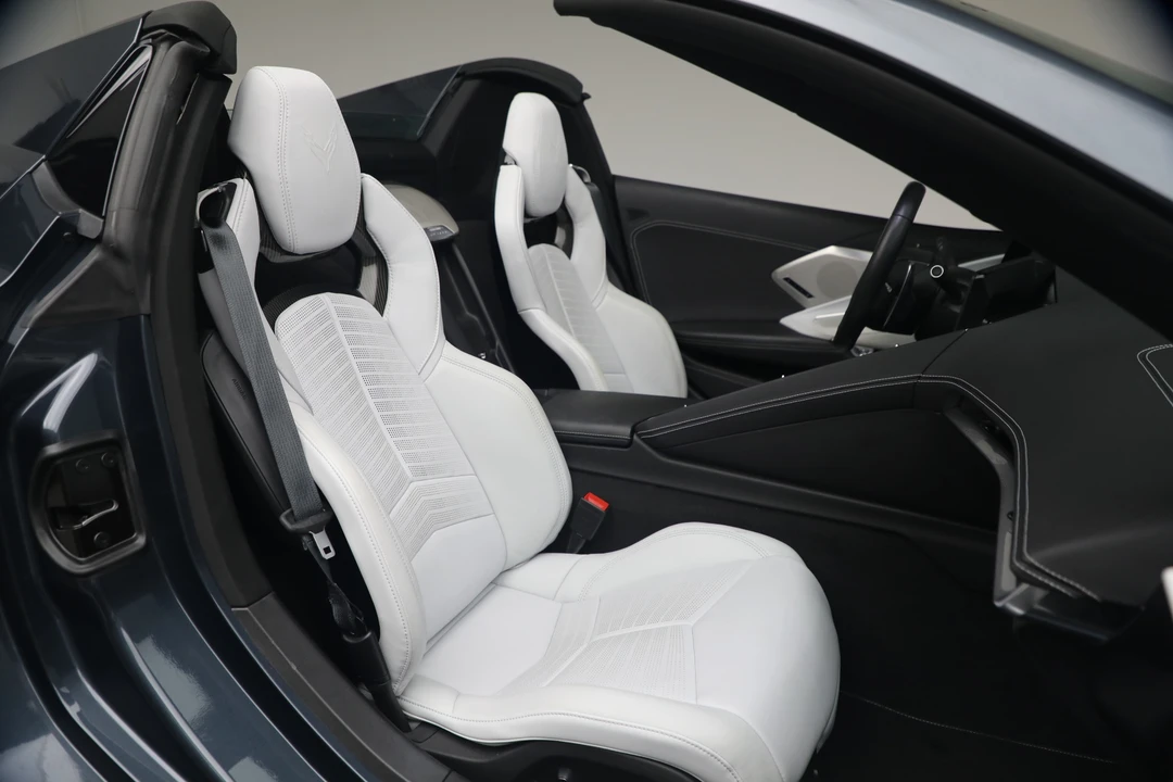 2021 Chevrolet Corvette - Image 18 of 31