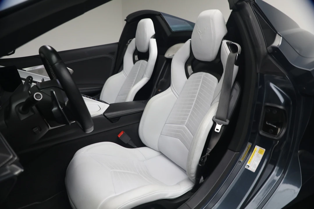2021 Chevrolet Corvette - Image 15 of 31