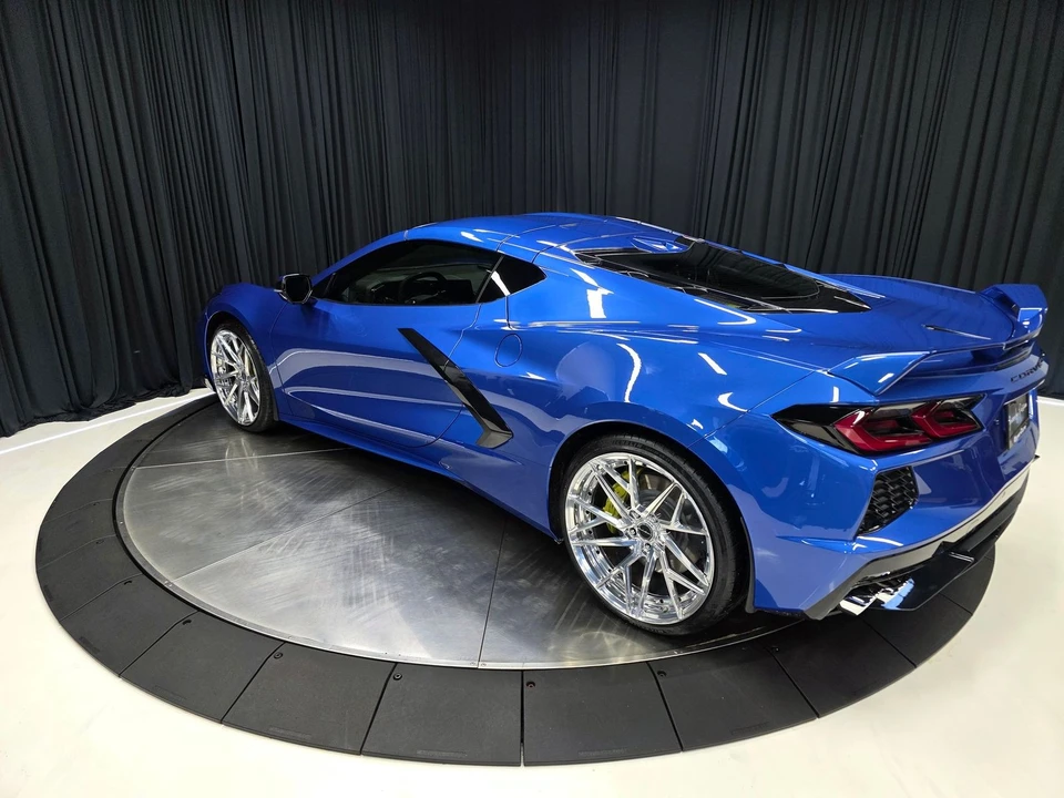 2021 Chevrolet Corvette C8 - Image 12 of 31