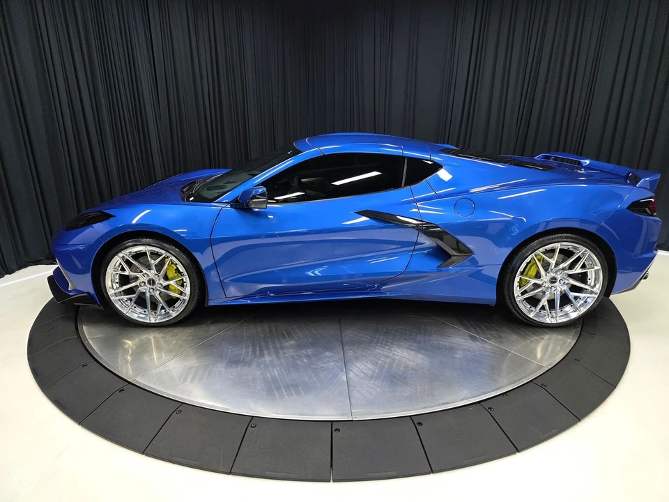2021 Chevrolet Corvette C8 - Image 11 of 31