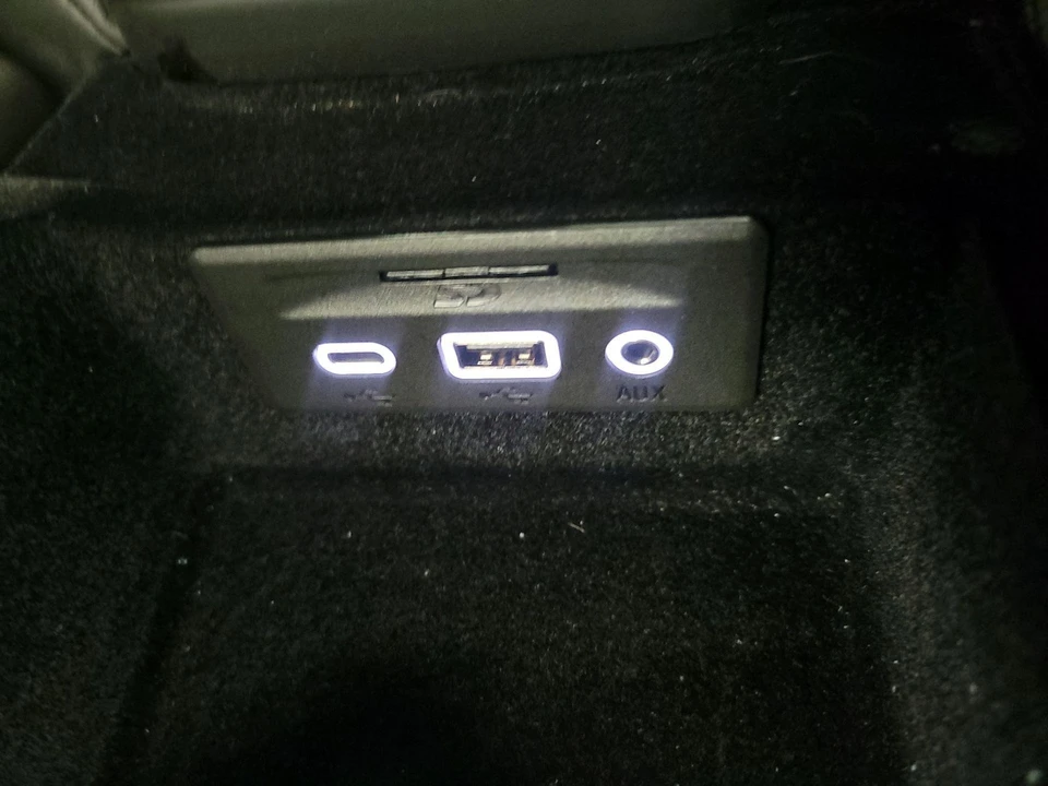 2021 Chevrolet Corvette C8 - Image 19 of 23