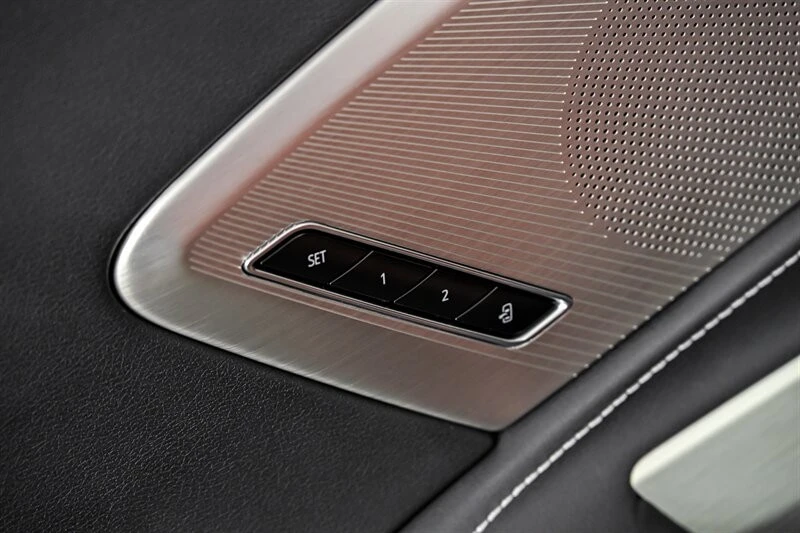 2021 Chevrolet Corvette C8 - Image 14 of 30