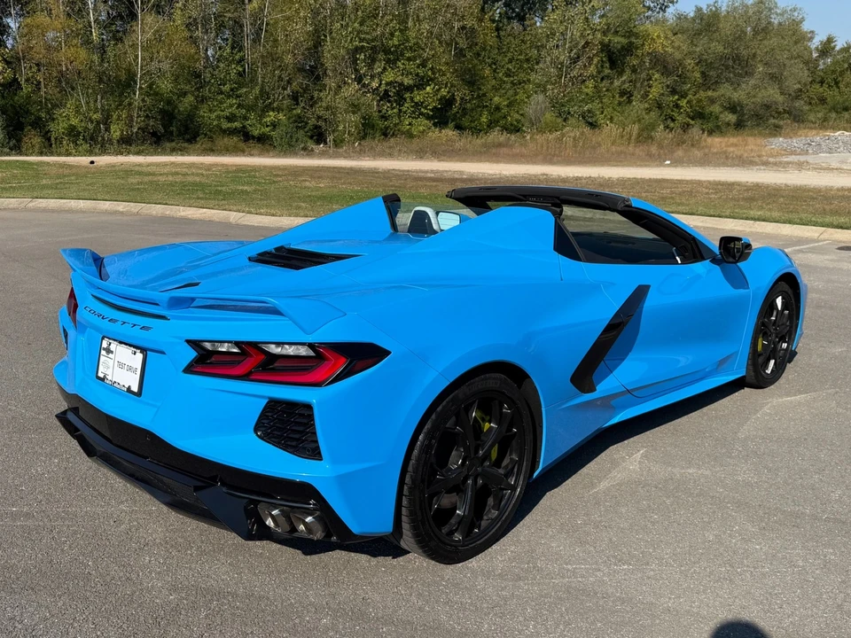 2021 Chevrolet Corvette C8 - Image 3 of 12