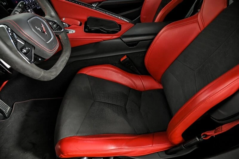 2021 Chevrolet Corvette C8 - Image 18 of 31