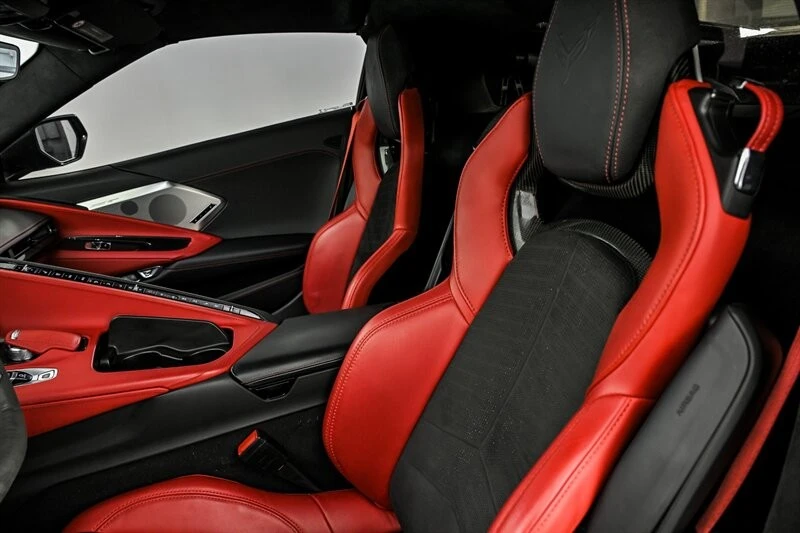 2021 Chevrolet Corvette C8 - Image 19 of 31