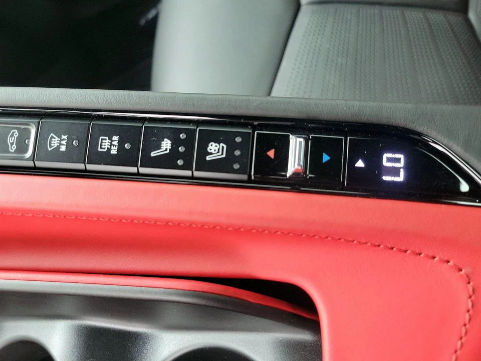 2021 Chevrolet Corvette C8 - Image 17 of 25