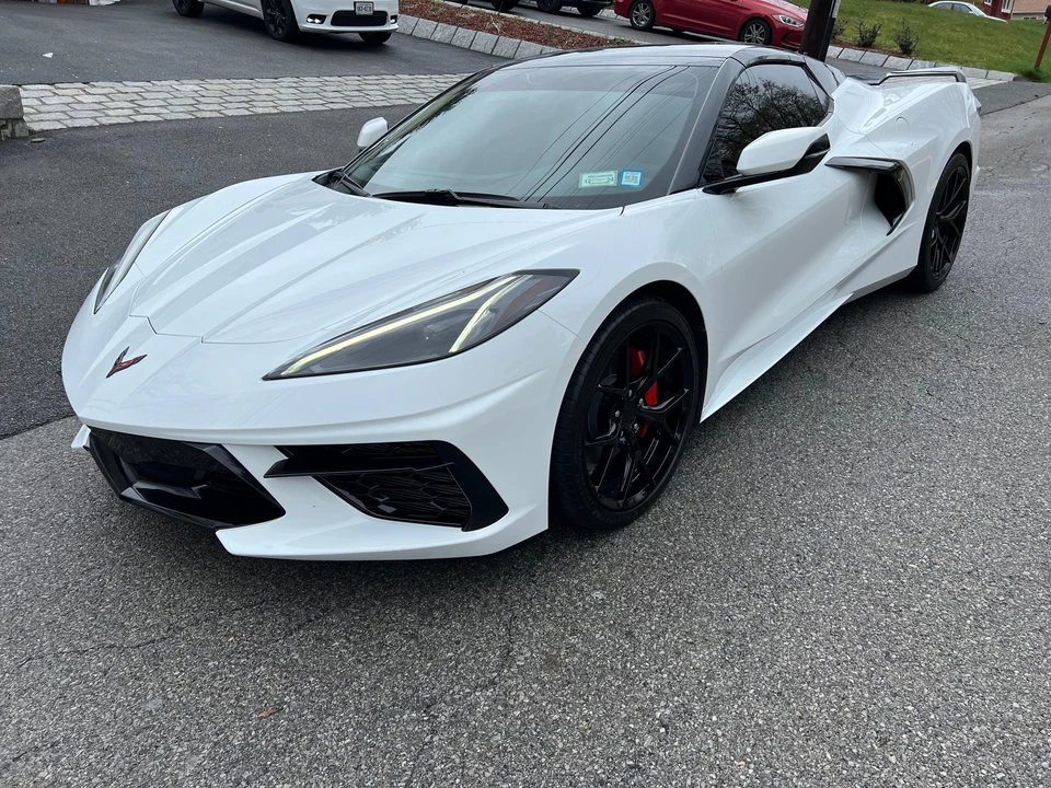 2021 Chevrolet Corvette C8 - Image 8 of 31