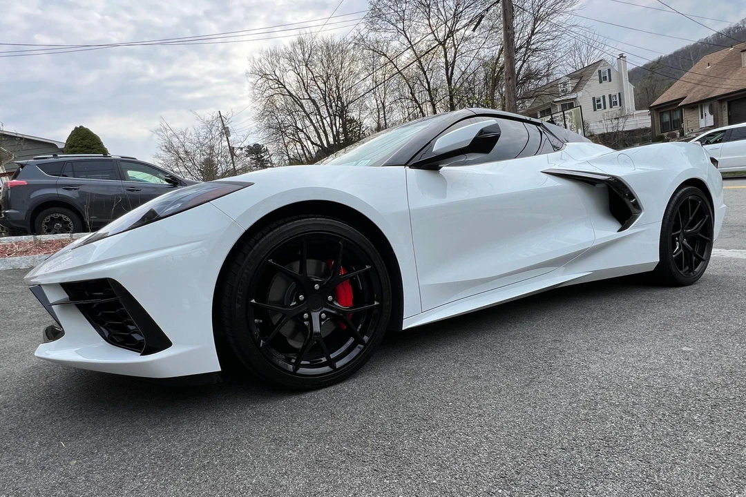 2021 Chevrolet Corvette C8 - Image 11 of 31