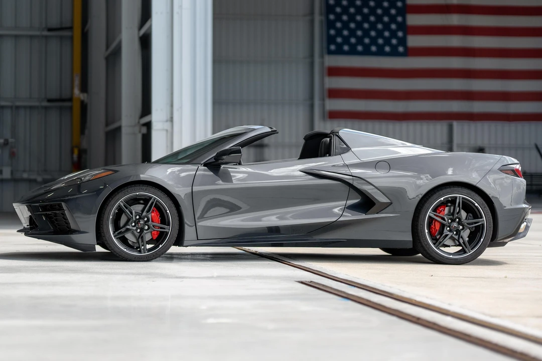 2021 Chevrolet Corvette C8 - Image 3 of 31