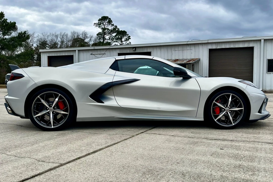 2021 Chevrolet Corvette C8 - Image 3 of 31