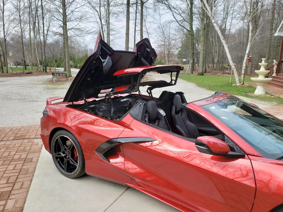 2021 Chevrolet Corvette C8 - Image 17 of 31