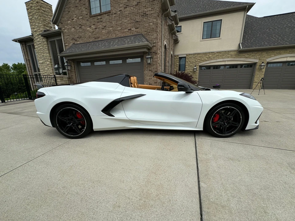2021 Chevrolet Corvette C8 - Image 9 of 31