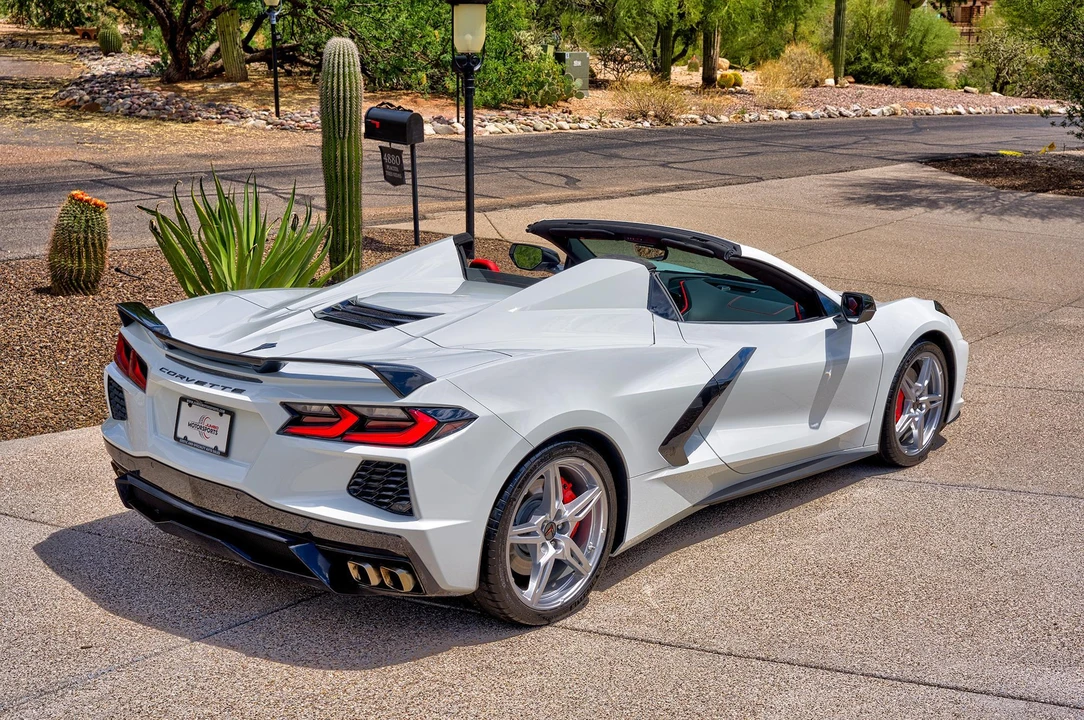 2021 Chevrolet Corvette C8 - Image 13 of 31