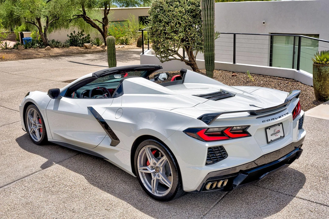 2021 Chevrolet Corvette C8 - Image 10 of 31