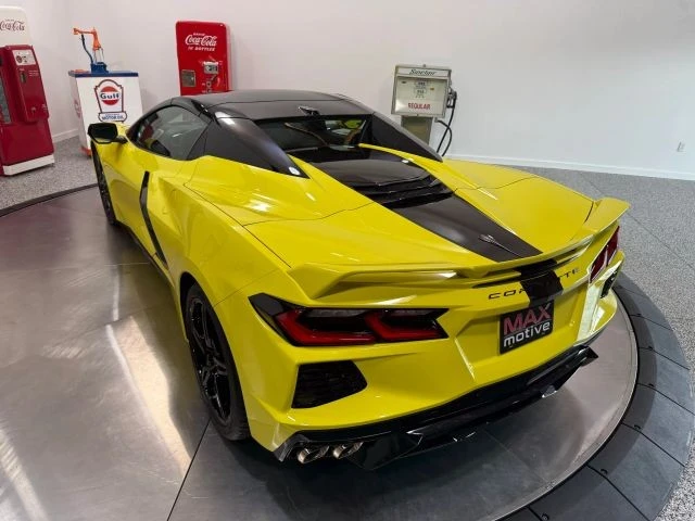 2021 Chevrolet Corvette C8 - Image 12 of 31