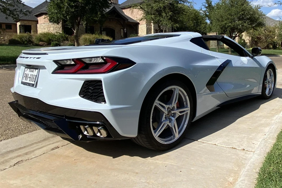 2021 Chevrolet Corvette C8 - Image 4 of 31