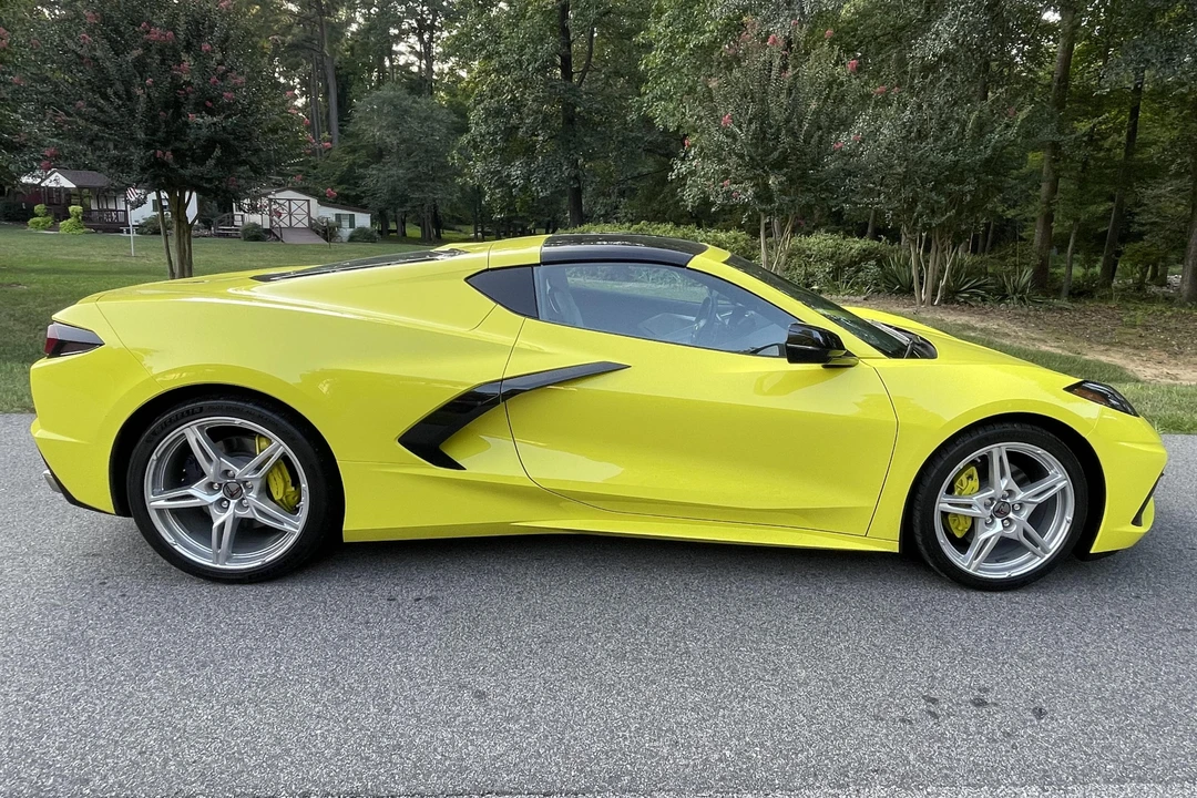 2021 Chevrolet Corvette C8 - Image 3 of 31