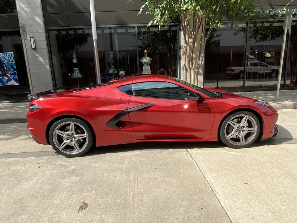 2021 Chevrolet Corvette C8 - Image 15 of 31