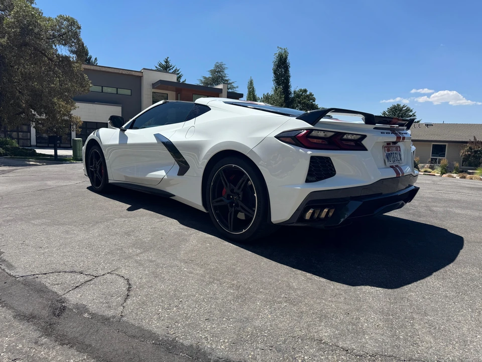 2021 Chevrolet Corvette C8 - Image 11 of 31