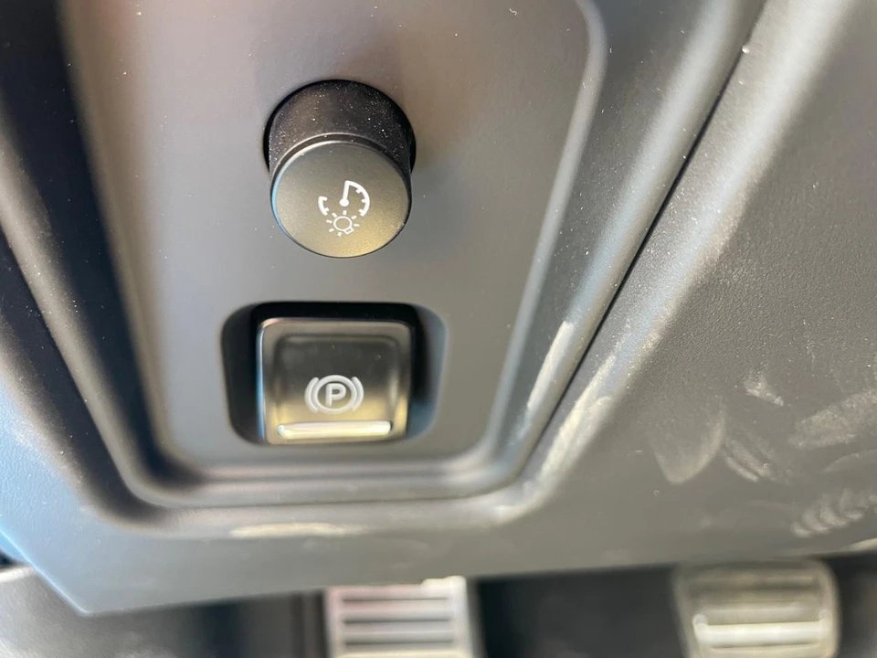 2021 Chevrolet Corvette C8 - Image 28 of 29