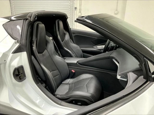2021 Chevrolet Corvette C8 - Image 13 of 31