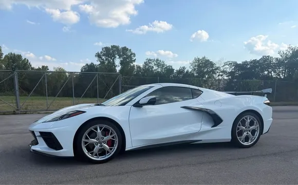 2021 Chevrolet Corvette C8 - Image 2 of 13