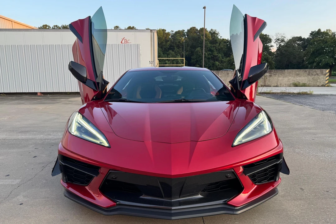 2021 Chevrolet Corvette C8 - Image 2 of 31
