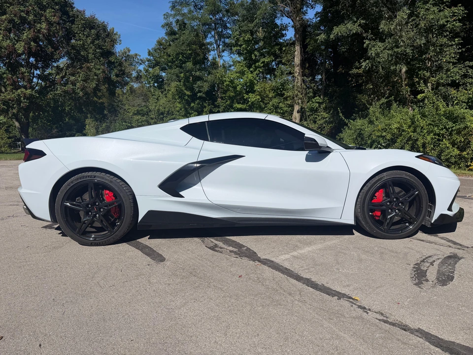 2021 Chevrolet Corvette C8 - Image 8 of 31