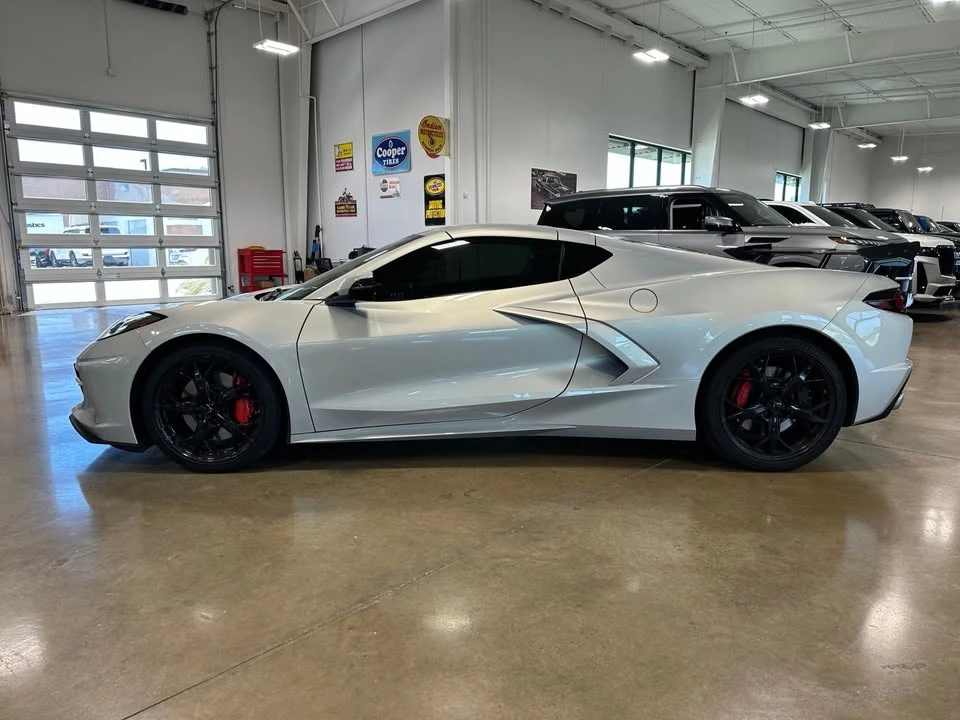 2021 Chevrolet Corvette C8 - Image 2 of 20
