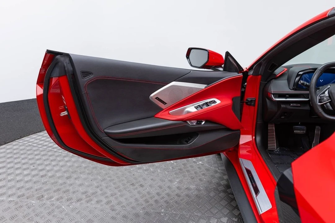2021 Chevrolet Corvette C8 - Image 15 of 31