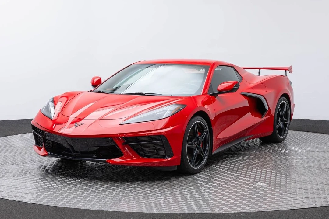 2021 Chevrolet Corvette C8 - Image 2 of 31