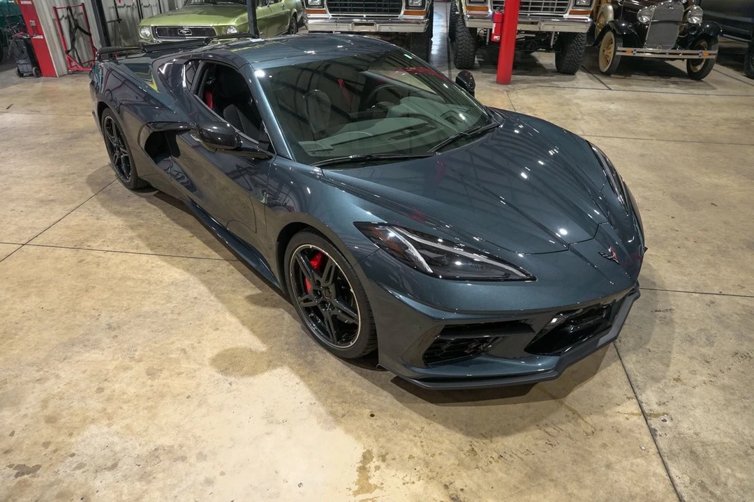 2021 Chevrolet Corvette C8 - Image 12 of 31