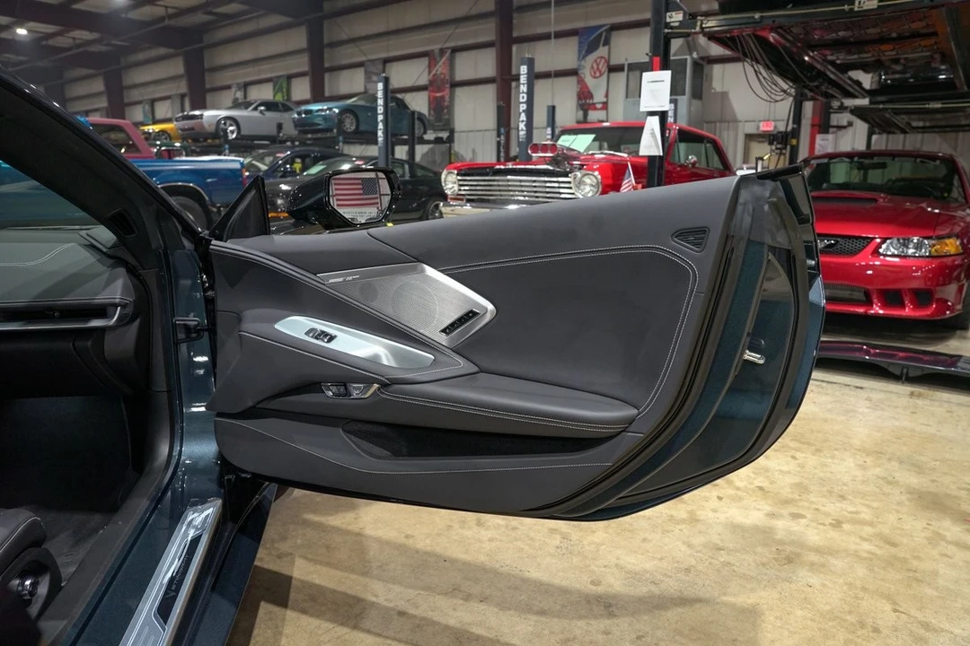 2021 Chevrolet Corvette C8 - Image 29 of 31
