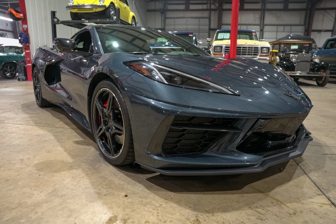 2021 Chevrolet Corvette C8 - Image 10 of 31