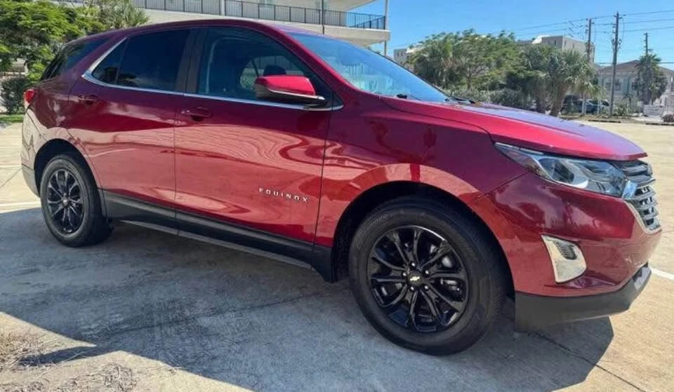 2021 Chevrolet Equinox - Image 2 of 8