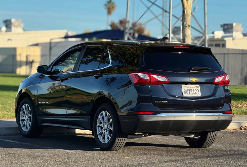 2021 Chevrolet Equinox - Image 6 of 17