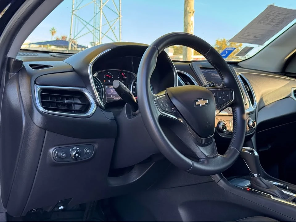 2021 Chevrolet Equinox - Image 9 of 17