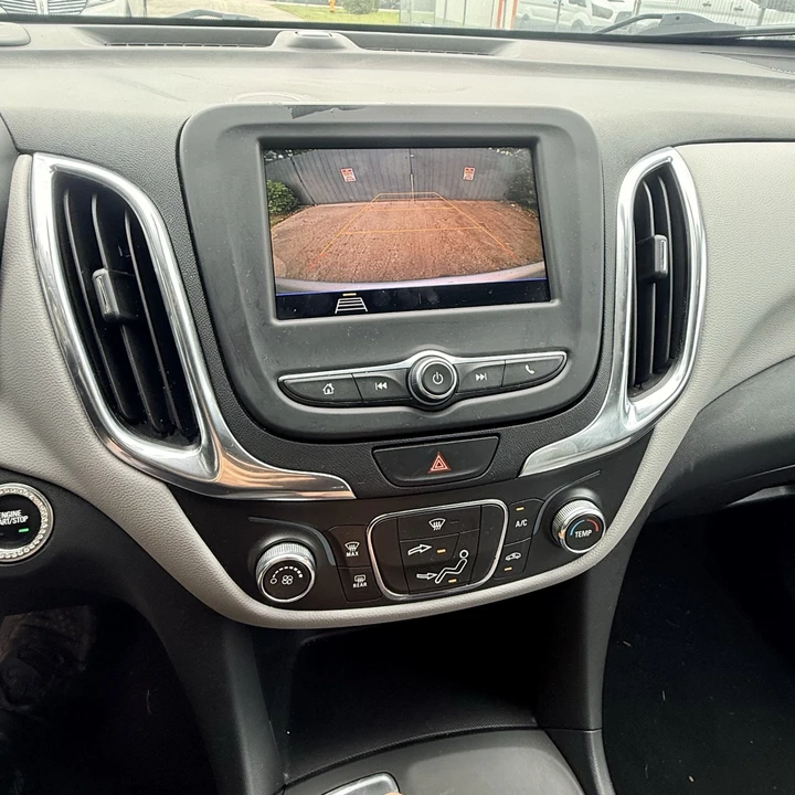 2021 Chevrolet Equinox - Image 13 of 15