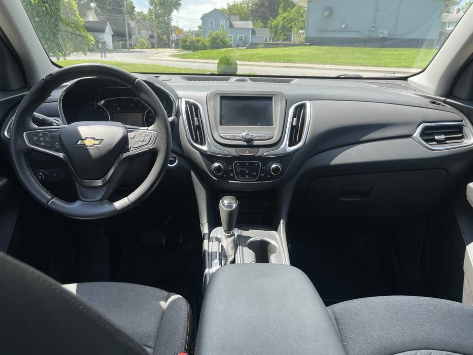 2021 Chevrolet Equinox - Image 27 of 31