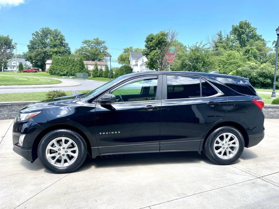2021 Chevrolet Equinox - Image 4 of 31