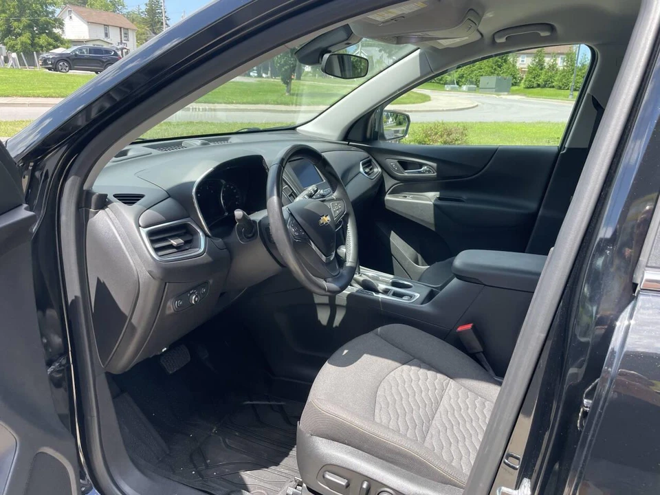 2021 Chevrolet Equinox - Image 14 of 31