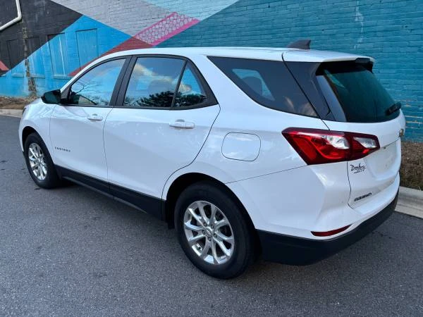 2021 Chevrolet Equinox - Image 2 of 7