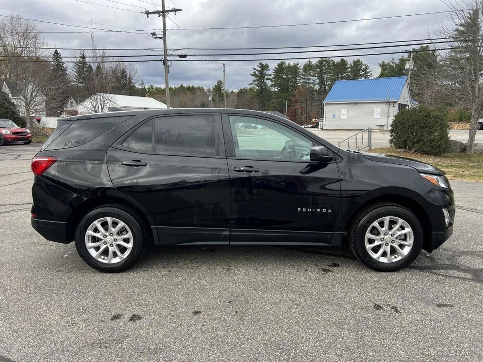 2021 Chevrolet Equinox - Image 2 of 12