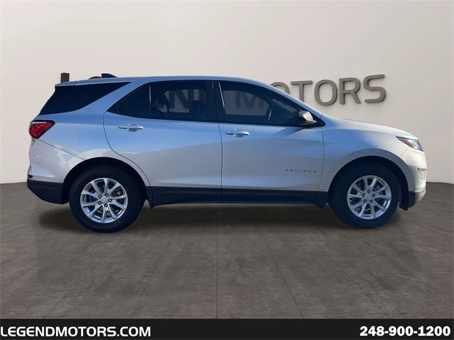 2021 Chevrolet Equinox - Image 9 of 21