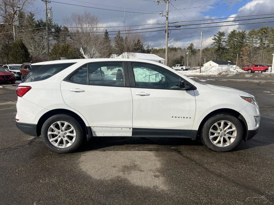 2021 Chevrolet Equinox - Image 2 of 12