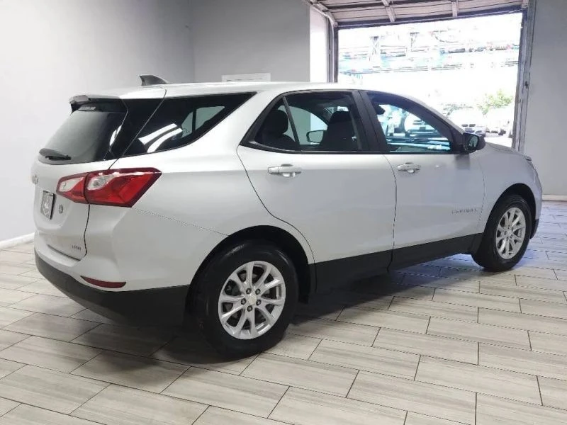 2021 Chevrolet Equinox - Image 5 of 12