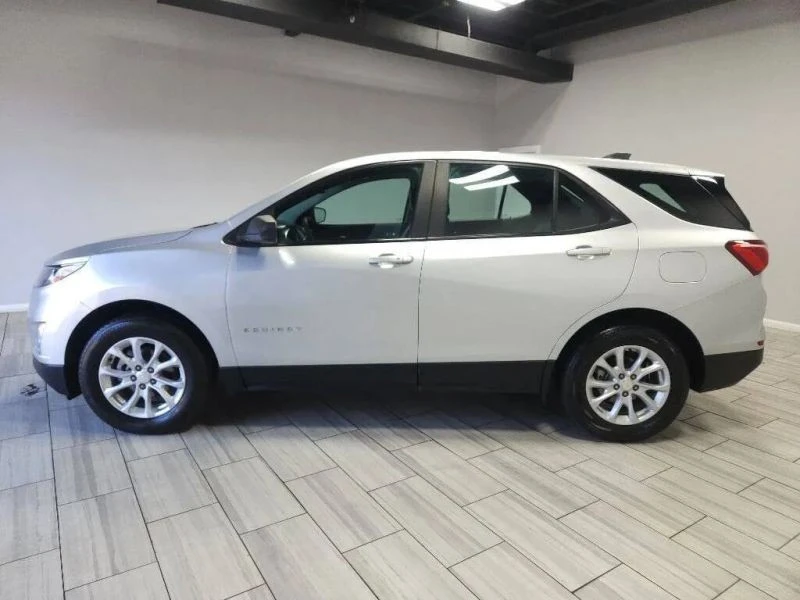 2021 Chevrolet Equinox - Image 2 of 12